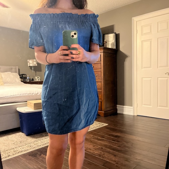 Off the shoulder jean style dress - Picture 3 of 3